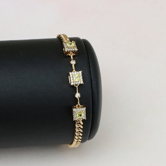 "Elegant Rose Gold Bracelet with Green Stone Accents, XPBL0841 - Picture 13 of 13